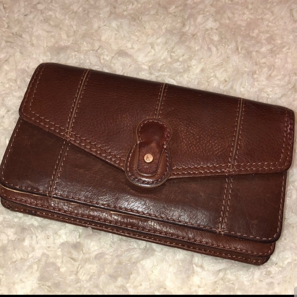ISO Liz Claiborne Wallet